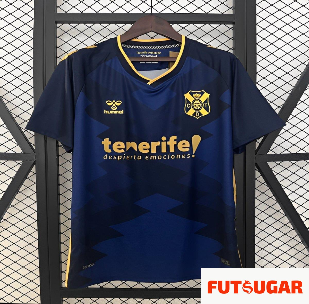 c28b56d66718a357996d300d.jpg