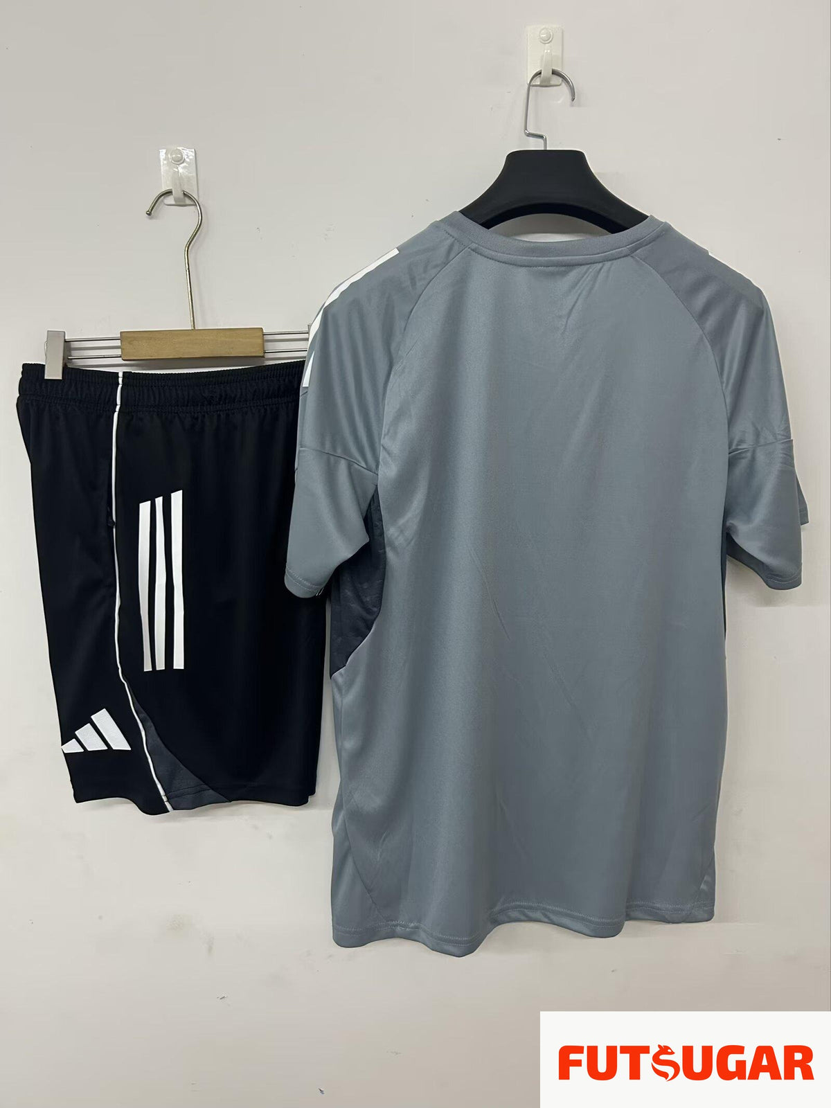 291f1f765ed674d4.jpg