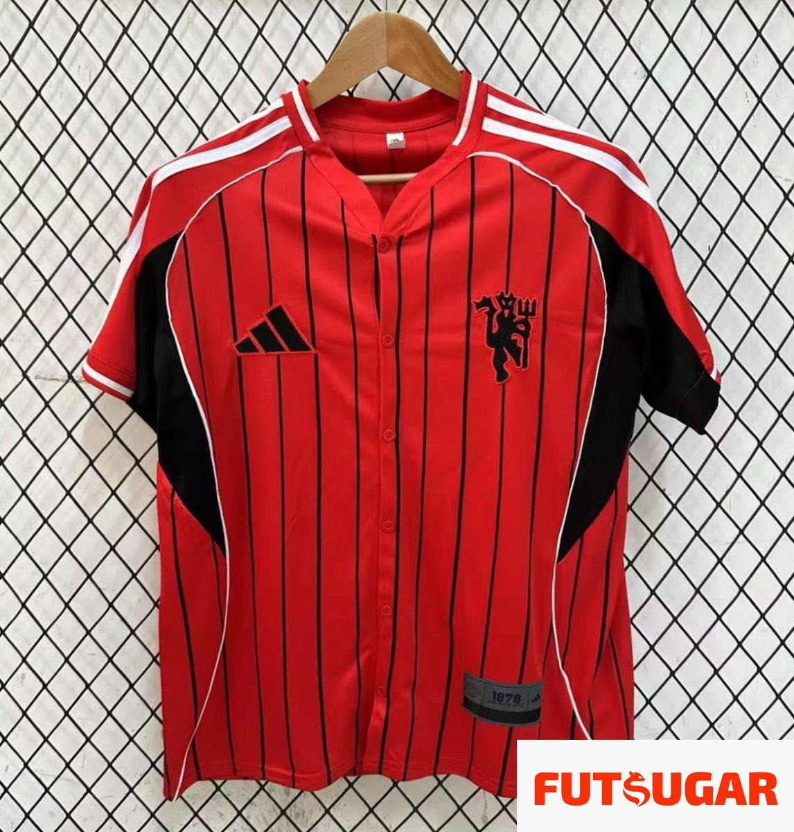 fce8460102f913d4da33ffa8.jpg
