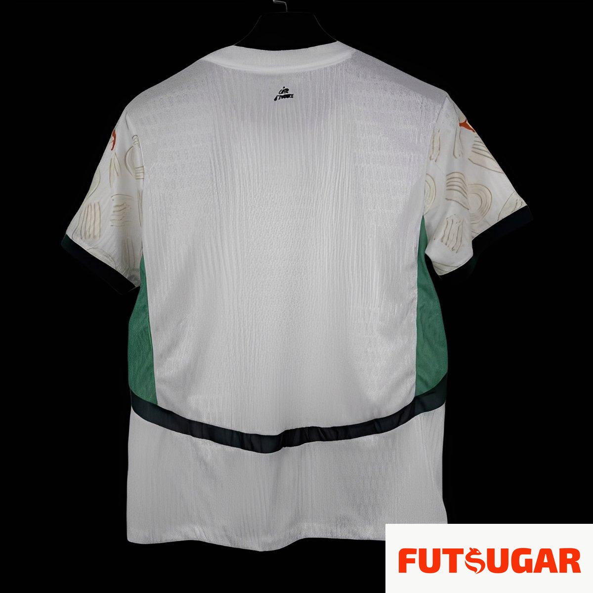 b1fb1adc29b29fec576c7d30.jpg